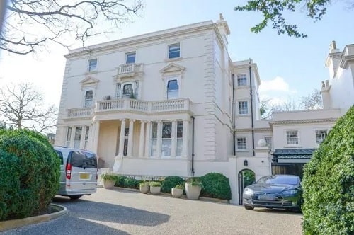 A picture of Roman Abramovich's mansion in Kensington Palace Gardens.
